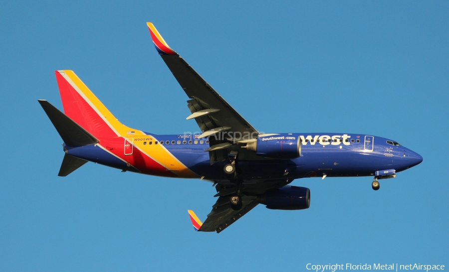 Southwest Airlines Boeing 737-7H4 (N905WN) | Photo 320213