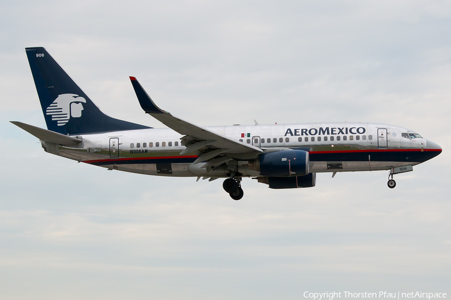 AeroMexico Boeing 737-752 (N906AM) | Photo 102394