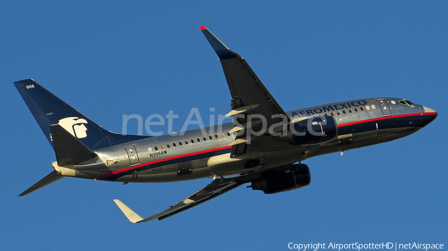 AeroMexico Boeing 737-752 (N906AM) | Photo 148273