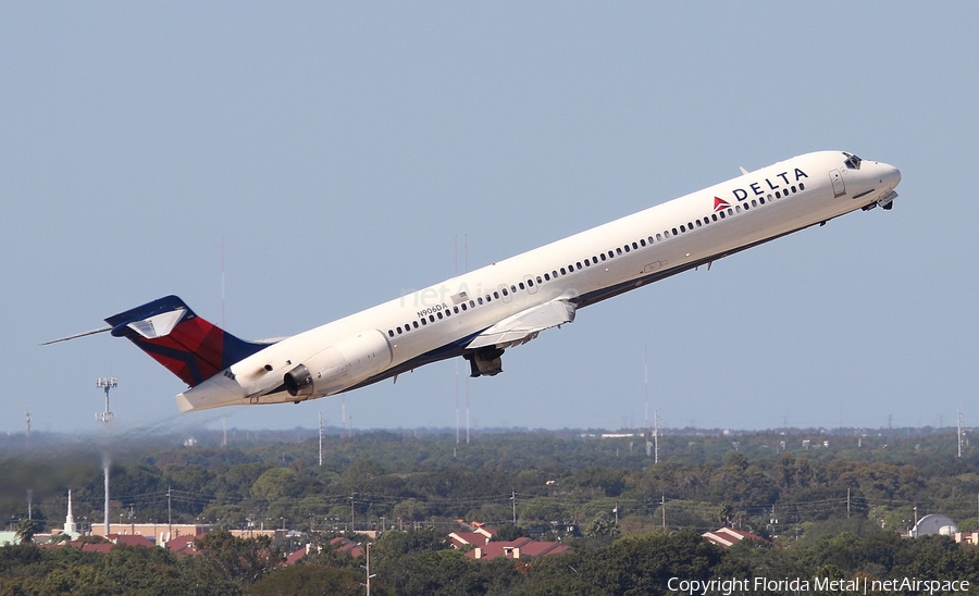 Delta Air Lines McDonnell Douglas MD-90-30 (N906DA) | Photo 299881