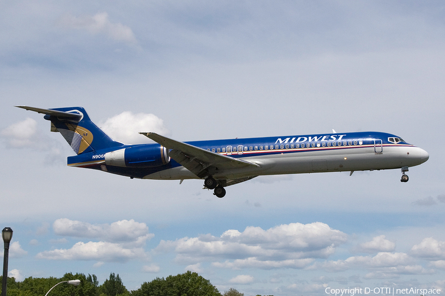 Midwest Airlines Boeing 717-2BL (N906ME) | Photo 260916