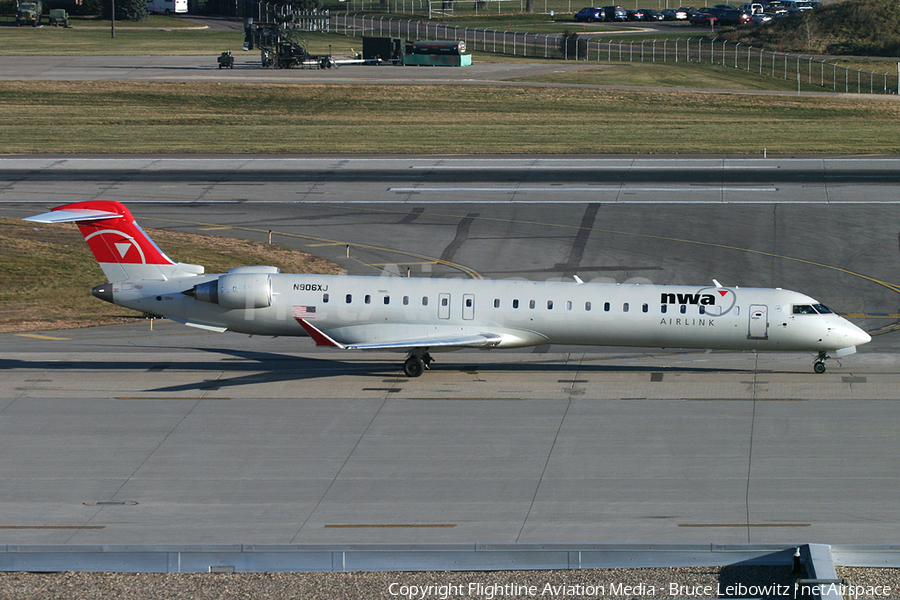 Northwest Airlink (Mesaba Airlines) Bombardier CRJ-900LR (N906XJ) | Photo 150708