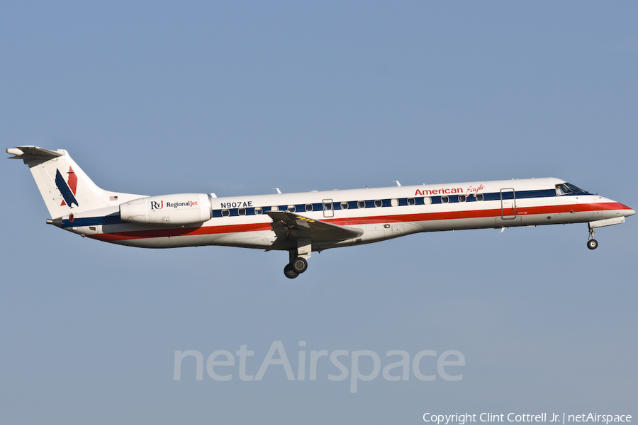 American Eagle Embraer ERJ-145LR (N907AE) | Photo 41222