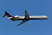 Delta Air Lines McDonnell Douglas MD-90-30 (N907DA) at  Atlanta - Hartsfield-Jackson International, United States