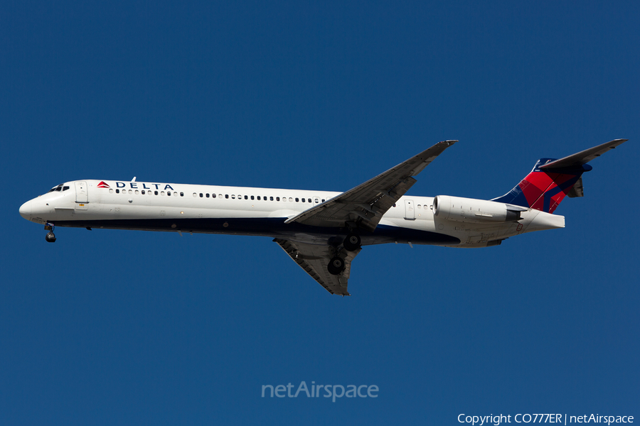 Delta Air Lines McDonnell Douglas MD-88 (N907DE) | Photo 149560