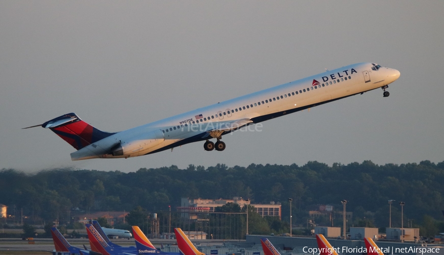 Delta Air Lines McDonnell Douglas MD-88 (N907DE) | Photo 320248