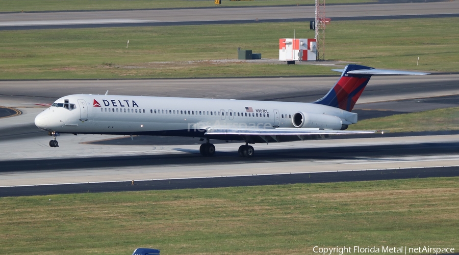 Delta Air Lines McDonnell Douglas MD-88 (N907DL) | Photo 320250