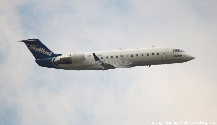 SkyWest Airlines Bombardier CRJ-200ER (N907EV) | Photo 320251
