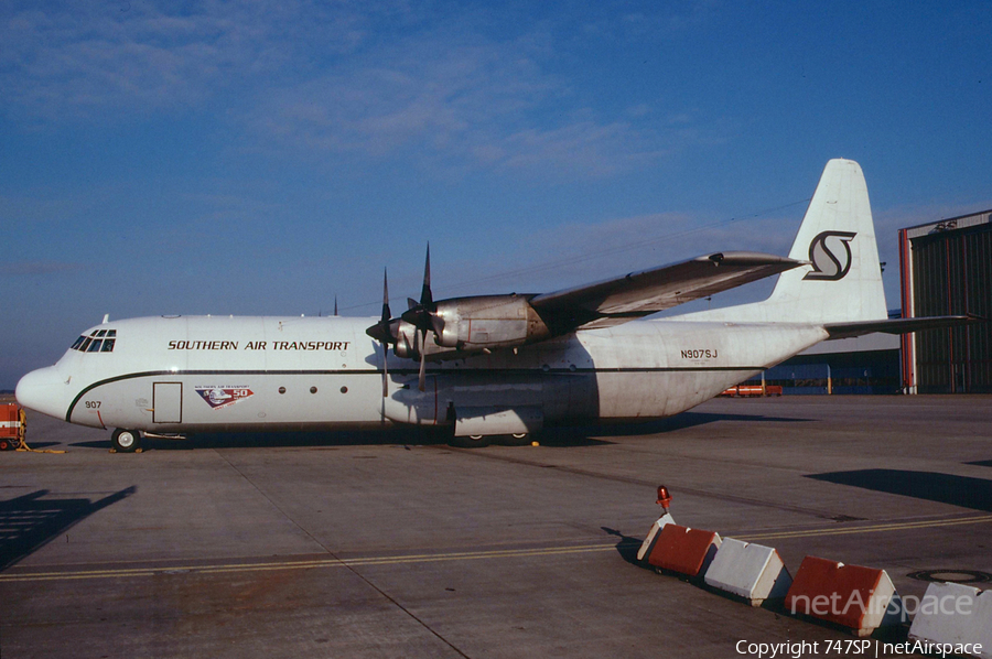 Southern Air Transport Lockheed L-100-30 (Model 382G) Hercules (N907SJ) | Photo 38439