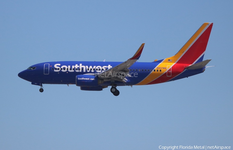 Southwest Airlines Boeing 737-7H4 (N907WN) | Photo 320283