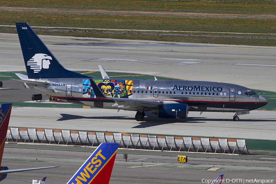 AeroMexico Boeing 737-752 (N908AM) | Photo 335324