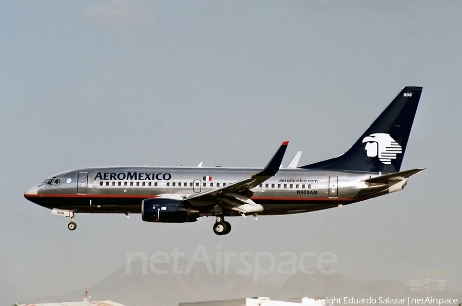 AeroMexico Boeing 737-752 (N908AM) | Photo 155495