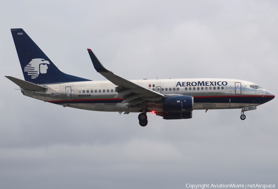 AeroMexico Boeing 737-752 (N908AM) | Photo 180475