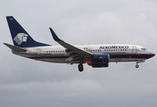 AeroMexico Boeing 737-752 (N908AM) at  Miami - International, United States