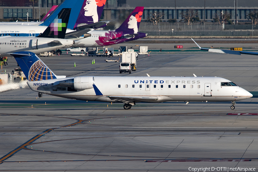 United Express (SkyWest Airlines) Bombardier CRJ-200LR (N908SW) | Photo 542181