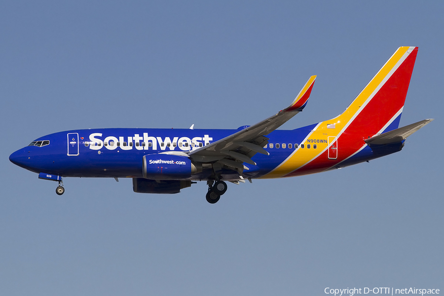 Southwest Airlines Boeing 737-7H4 (N908WN) | Photo 457387