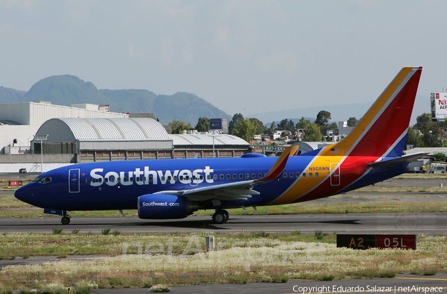 Southwest Airlines Boeing 737-7H4 (N908WN) | Photo 115958