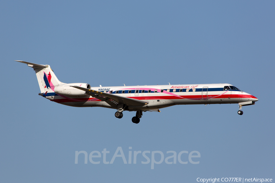 American Eagle Embraer ERJ-145LR (N909AE) | Photo 41673
