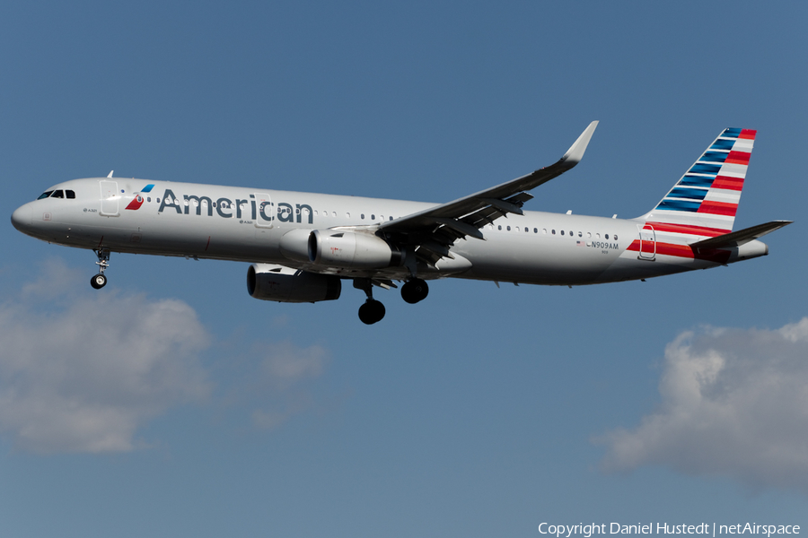 American Airlines Airbus A321-231 (N909AM) | Photo 446844