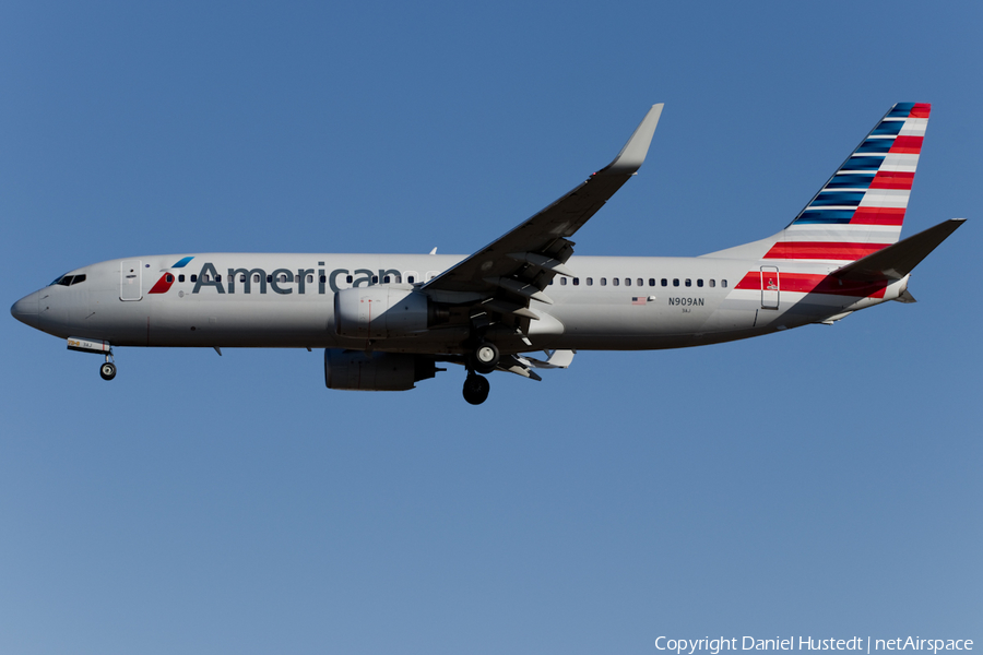 American Airlines Boeing 737-823 (N909AN) | Photo 448572