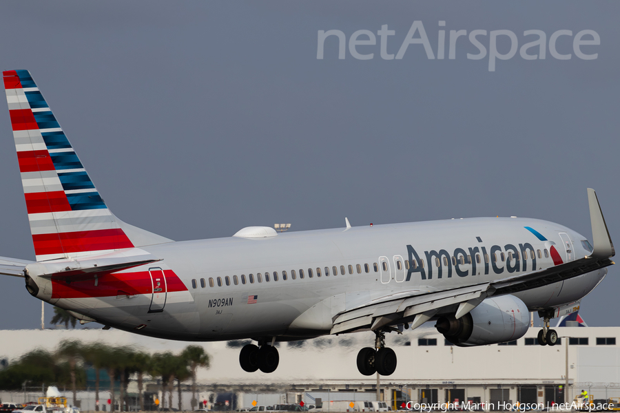 American Airlines Boeing 737-823 (N909AN) | Photo 615116