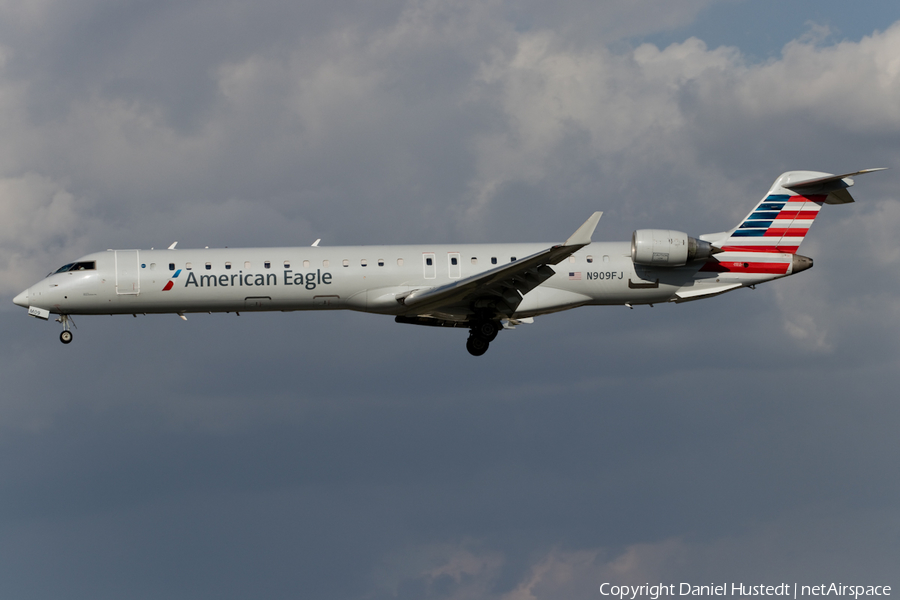 American Eagle (Mesa Airlines) Bombardier CRJ-900ER (N909FJ) | Photo 450543