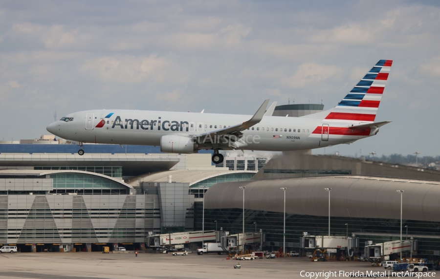 American Airlines Boeing 737-823 (N909NN) | Photo 320326