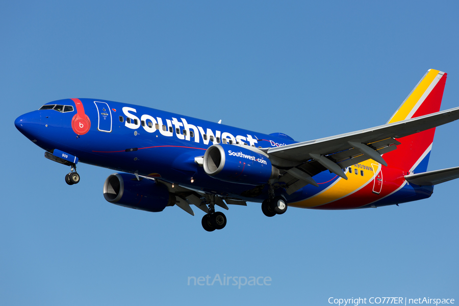 Southwest Airlines Boeing 737-7H4 (N909WN) | Photo 81392