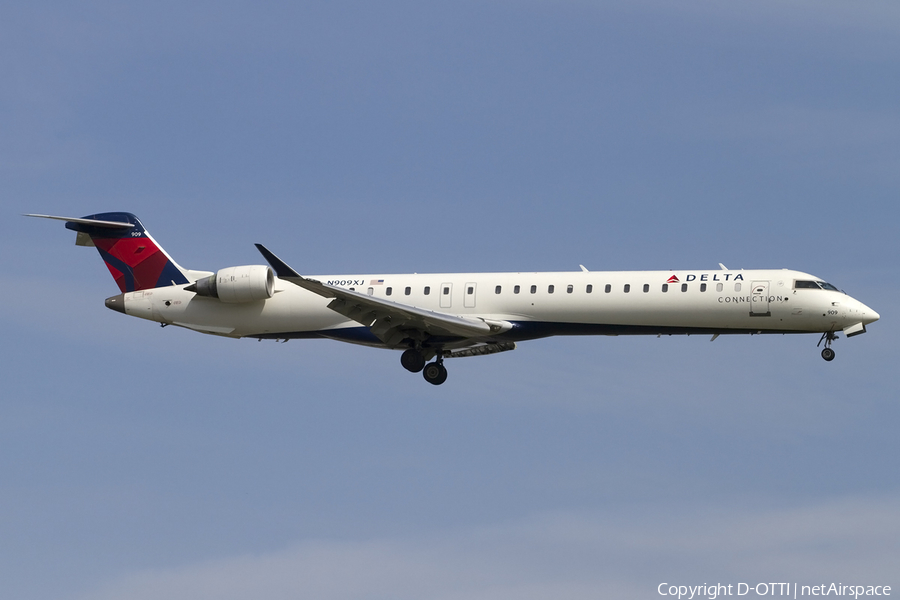 Delta Connection (Endeavor Air) Bombardier CRJ-900LR (N909XJ) | Photo 441300