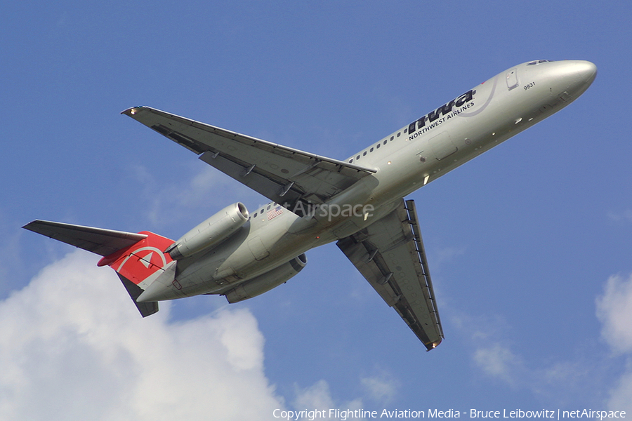 Northwest Airlines McDonnell Douglas DC-9-31 (N90S) | Photo 184995