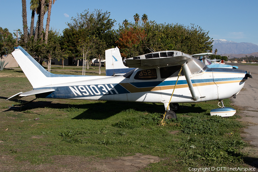 (Private) Cessna 172M Skyhawk (N9103H) | Photo 558890