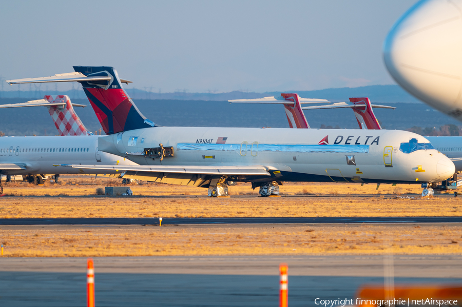 Delta Air Lines Boeing 717-231 (N910AT) | Photo 663466