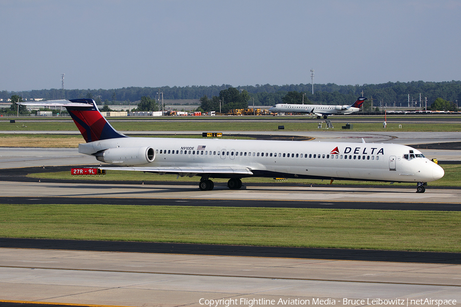 Delta Air Lines McDonnell Douglas MD-88 (N910DE) | Photo 152159