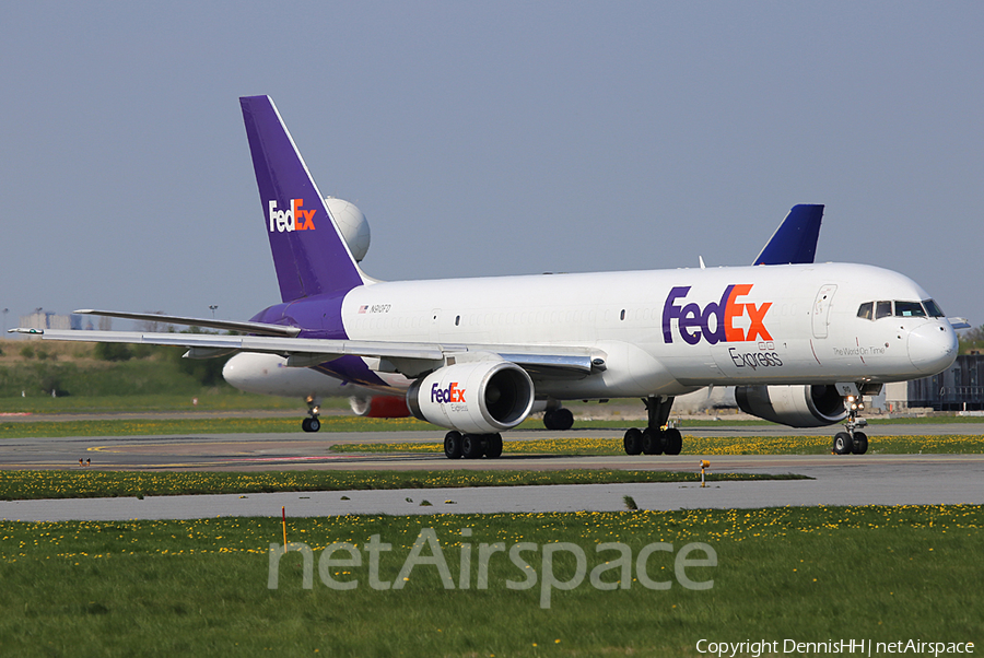 FedEx Boeing 757-236(SF) (N910FD) | Photo 361220