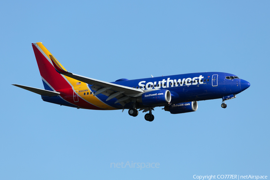 Southwest Airlines Boeing 737-7H4 (N910WN) | Photo 450425