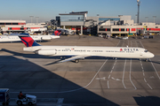 Delta Air Lines McDonnell Douglas MD-88 (N911DL) at  Atlanta - Hartsfield-Jackson International, United States