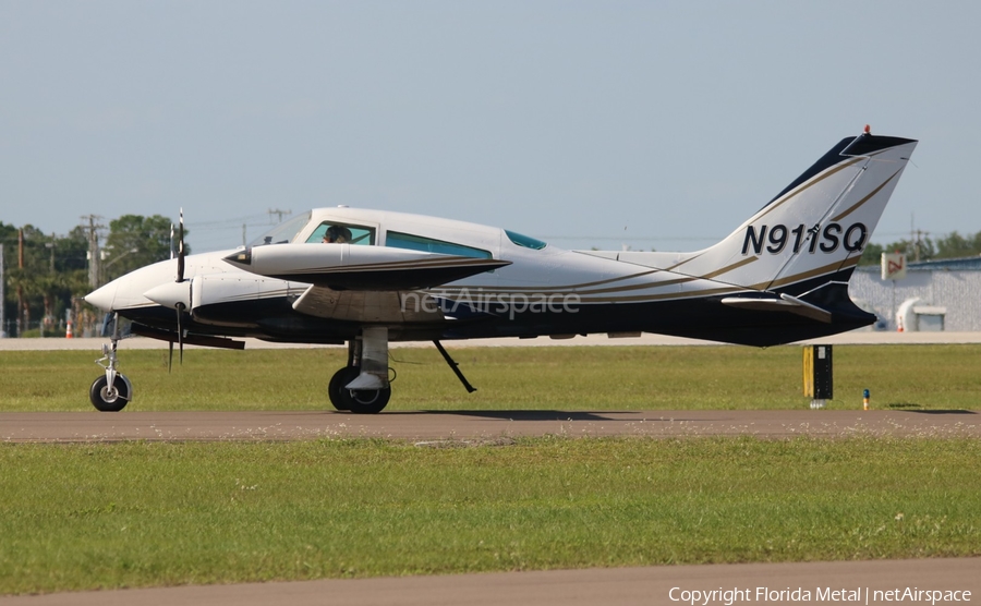 (Private) Cessna 310Q (N911SQ) | Photo 320390