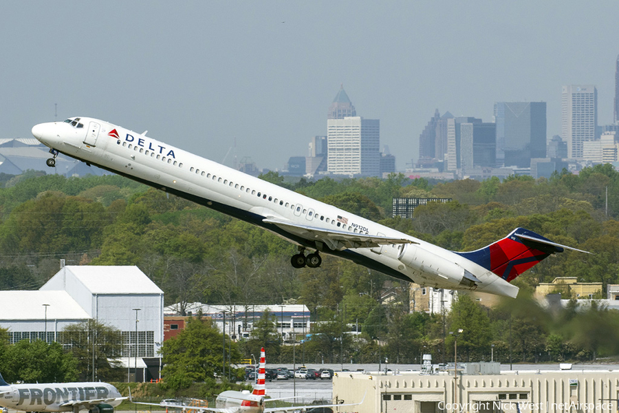 Delta Air Lines McDonnell Douglas MD-88 (N912DL) | Photo 379212