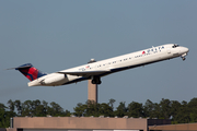 Delta Air Lines McDonnell Douglas MD-88 (N912DL) at  Houston - George Bush Intercontinental, United States