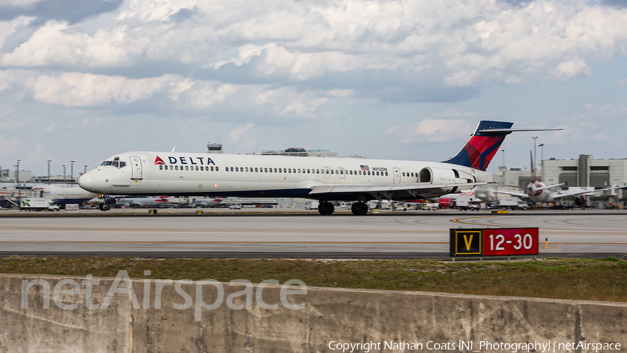 Delta Air Lines McDonnell Douglas MD-90-30 (N912DN) | Photo 145693