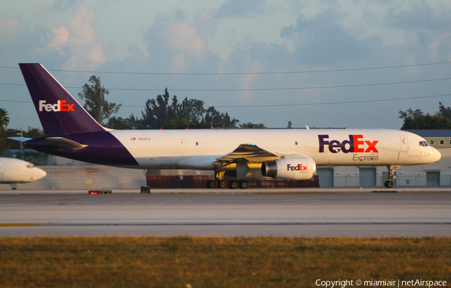 FedEx Boeing 757-28A(SF) (N912FD) | Photo 2137