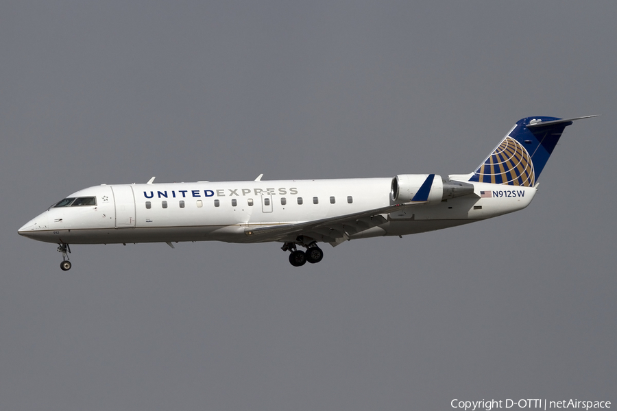 United Express (SkyWest Airlines) Bombardier CRJ-200LR (N912SW) | Photo 428644