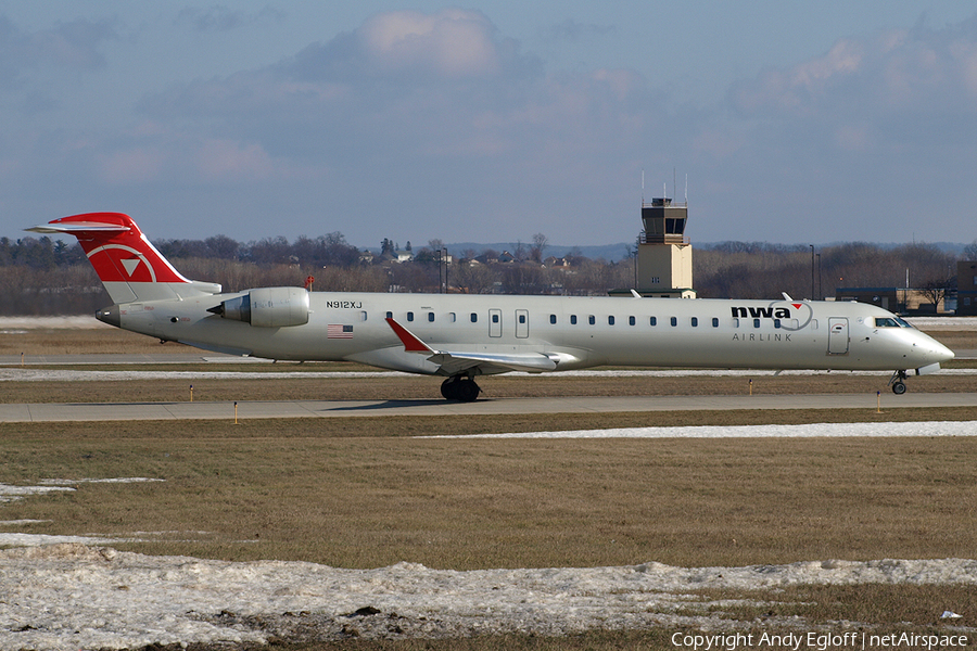 Northwest Airlink (Mesaba Airlines) Bombardier CRJ-900LR (N912XJ) | Photo 225722