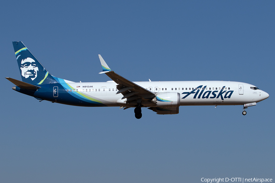 Alaska Airlines Boeing 737-9 MAX (N913AK) | Photo 522435