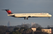 Delta Air Lines McDonnell Douglas MD-88 (N913DE) at  Atlanta - Hartsfield-Jackson International, United States