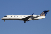 United Express (SkyWest Airlines) Bombardier CRJ-200LR (N913SW) at  Los Angeles - International, United States