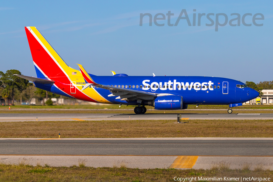 Southwest Airlines Boeing 737-7H4 (N913WN) | Photo 603335