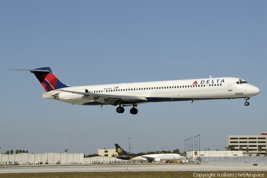 Delta Air Lines McDonnell Douglas MD-88 (N914DE) | Photo 13324