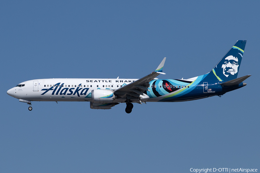 Alaska Airlines Boeing 737-9 MAX (N915AK) | Photo 523015