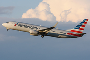 American Airlines Boeing 737-823 (N915AN) at  Boston - Logan International, United States